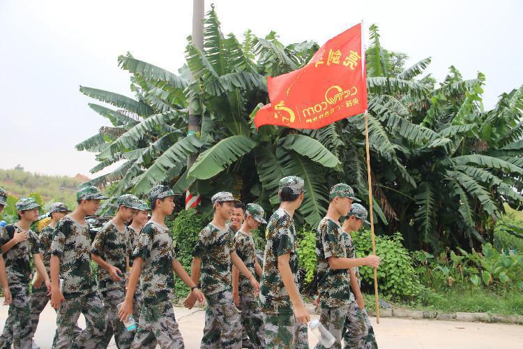 《夏令营中的较量 》让我们明白了什么？（一）