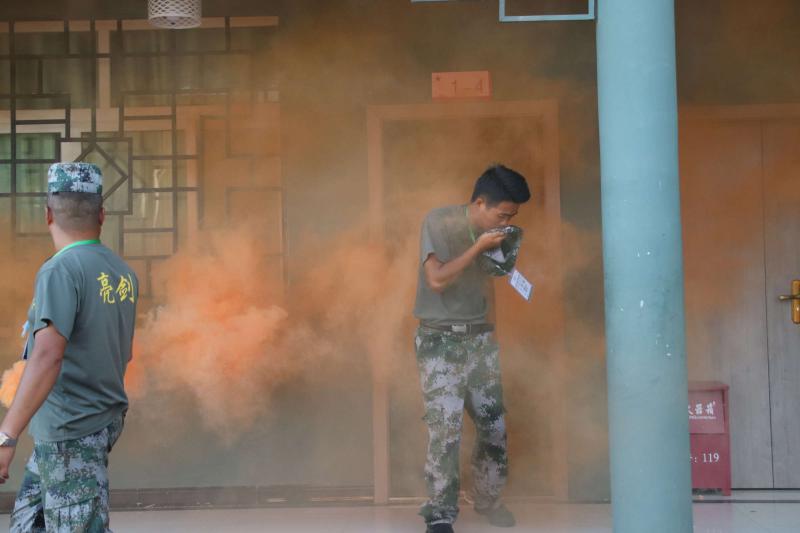 不要对孩子大吼，用这样的方法管教孩子最有效！